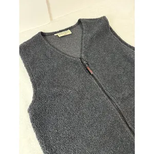 Vintage Kelly Sport Yukon Fleece Vest Women’s Medium Gray Zip‎ Up Made in Canada thumbnail 2