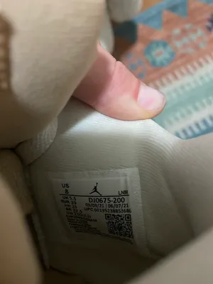 Nike Jordan 4 Shimmer thumbnail 4