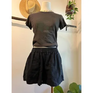 Quince Black 100% Linen Premium Flax Elastic Waist Shorts Size Medium thumbnail 5