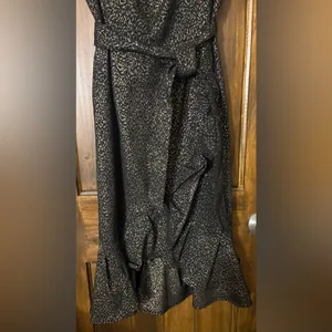 Calvin Klein Glittery Black Sleeveless Dress thumbnail 4