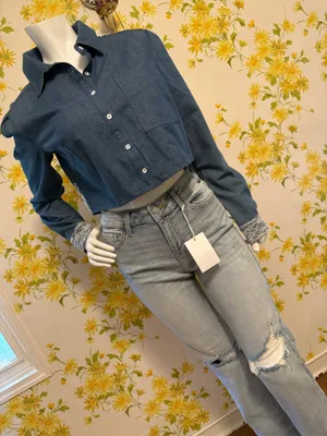 En Crême Long sleeve Cropped Button-Front Shirt - denim Blue size M thumbnail 1