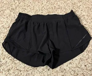 Lululemon black hotty hot 2.5” thumbnail 1