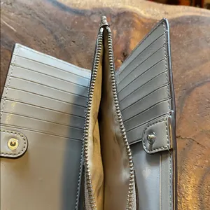 Kate Spade NY Patterson Drive Braylon Bifold Snap Wallet Gray Leather thumbnail 4