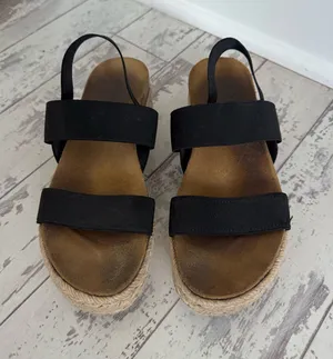 Steve Madden Black Strappy Sandals Platform thumbnail 1