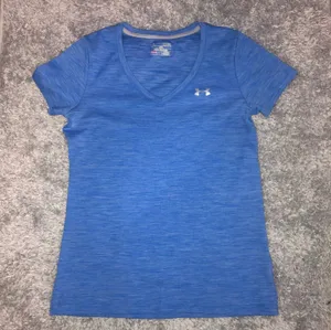 Under Armour Top thumbnail 1