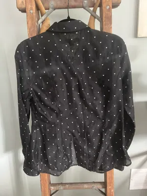 Loft Size XS Black With White Hearts Long Sleeve Shirt thumbnail 4