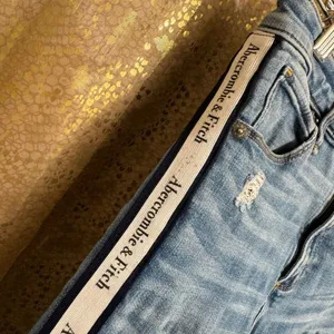 Abercrombie & Fitch Skinny Logo Simone High Rise Ankle Jeans 2/26 thumbnail 6