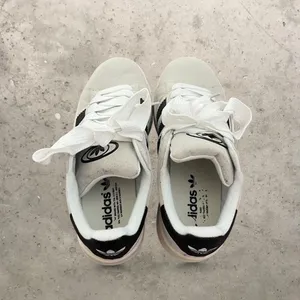 adidas campus 00 in light grey & black thumbnail 4