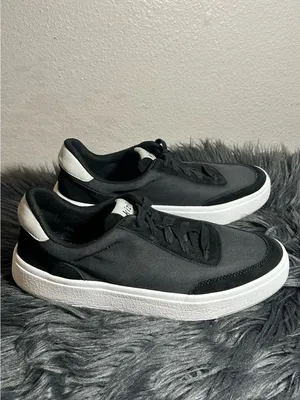 Kizik Prague Women’s Black Low-Top Casual Sneaker Size 9.5 thumbnail 8