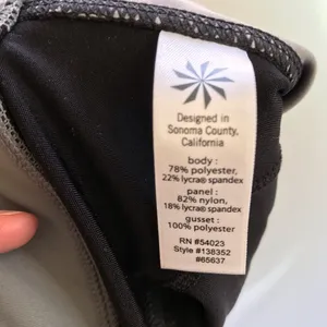 Athleta size small grey/ black‎ leggings They are in great condition thumbnail 8