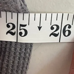 Hollister Gray Waffle Knit Cropped Boyfriend‎ T-Shirt Long Sleeve Ringer Neck S thumbnail 6