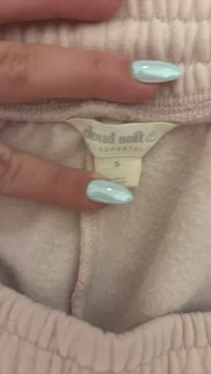 cloud soft aeropostale sweatpants  thumbnail 2