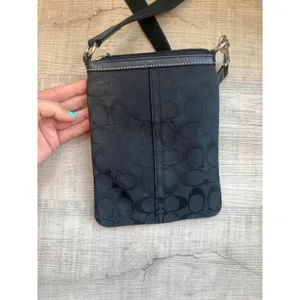 Coach Signature Black Jacquard Crossbody Swingpack Bag thumbnail 3