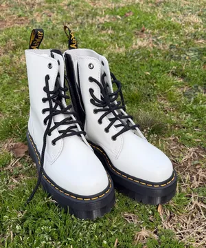 Dr. Martens Jadon White Leather Platform Zipper Combat Boots Women’s Size 6 thumbnail 1