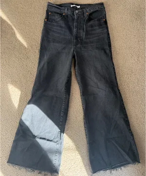Levi’s Ribcage Bell Jeans thumbnail 1