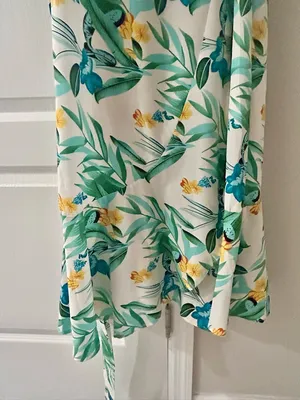Vine Tree Tropical Wrap Maxi Dress in Size Large thumbnail 6