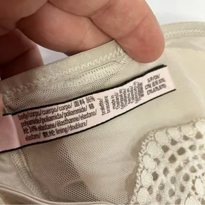 Victoria’s Secret Bralette‎ white lace lightly lined size small thumbnail 5
