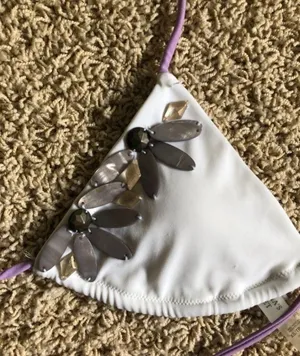 Victoria Secret Swim Top Sz XS thumbnail 3