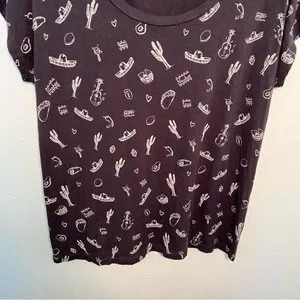 Pleione‎ Women's Size Small T-Shirt Gray Scoop Neck Southwest Sombrero Chips thumbnail 4
