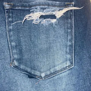✨KanCan™ Straight High Rise Ripped Sz 32 Jeans✨ thumbnail 6
