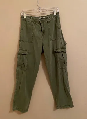 Aeropostale Olive Green Cargo Pants thumbnail 1