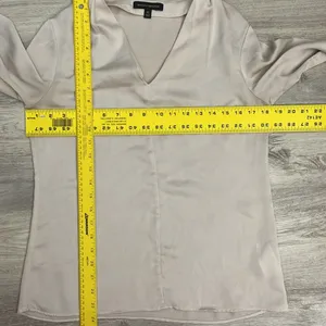 Banana Republic Beige Long Tie Sleeve V-Neck Blouse Size XS thumbnail 10