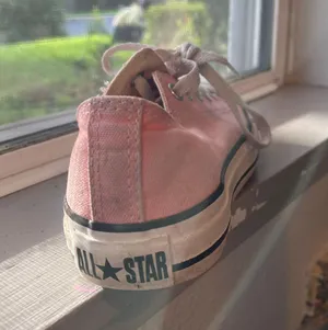 Pink Low top  💗 thumbnail 2