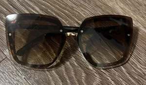 Oversized Square Women's Sunglasses thumbnail 1