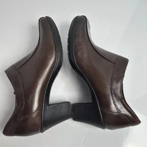 Clarks Womens Dark Brown Leather Square Toe Block Heel Ankle Booties‎ 9M thumbnail 3