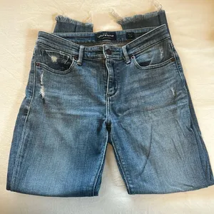 Lucky Brand Ava crop jeans. Size 6/28 thumbnail 1
