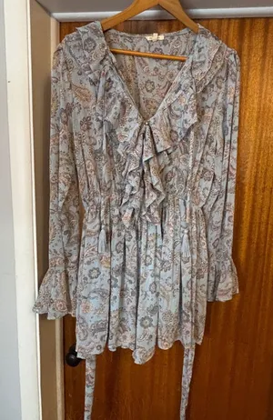 En‎ Creme Blue Paisley Ruffle Romper Long Bell Sleeve Boho ERU61761TR Large thumbnail 1