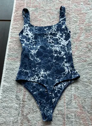 Aritzia Babaton bodysuit thumbnail 2