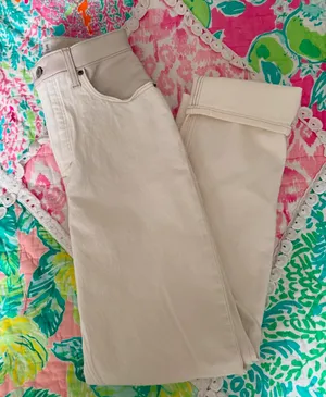 Abercrombie The 90's Straight Ultra High Rise Jeans thumbnail 1