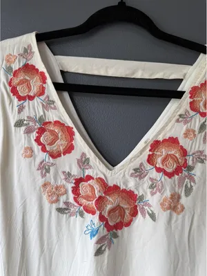 Altar’d State Cream Boho Floral Embroidered Tunic Blouse Dress Top Size L thumbnail 3