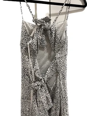 NEW MISSGUIDED Dalmatian open back dress thumbnail 4