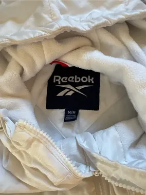 Reebok Light Blue & White Hooded Puffer Jacket thumbnail 2