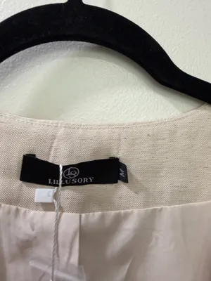 NWT Neutral Sleeveless V thumbnail 3