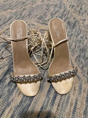 Be Mine Stain Ivory Block Heel Lace up Sandals with Floral Rhinestones Size 7 thumbnail 1