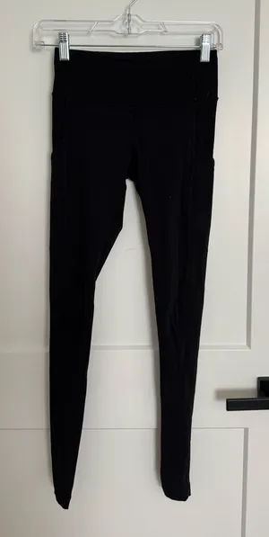 Lululemon black leggings size 2 thumbnail 1
