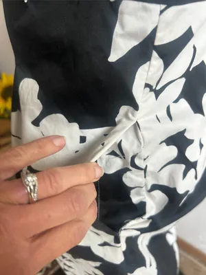 White House Black Market Floral Black White Sheath Dress Size 14 thumbnail 5