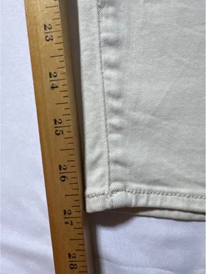 Universal Threads High Rise Skinny Jeans in Cream - Size 17R thumbnail 6