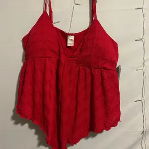 Red Women's Top Size undefined thumbnail 2