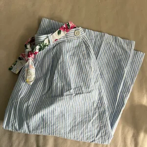 🌸 Vintage Lucia Seersucker Stripe Skirt w/ Floral Belt | Size 14 | Made in USA 🌸 thumbnail 6