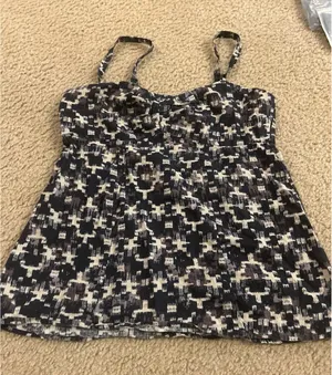 C793 woman top shirt size 6 T-shirt top thumbnail 1