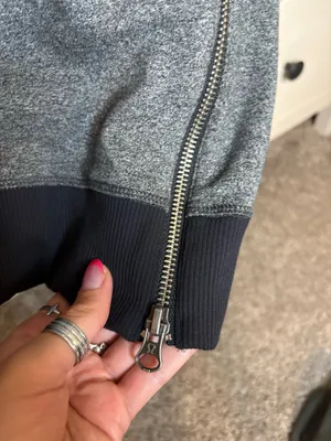 Lululemon Sweatshirt size 8 gray thumbnail 6