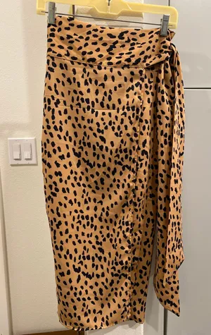 Forever 21 Midi Length Wrap Leopard Skirt thumbnail 1