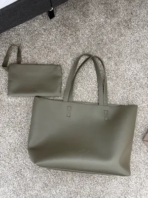 Calvin Klein purse and wristlet thumbnail 2