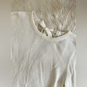 Banana Republic tie back sweater thumbnail 4