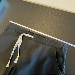 Figs Women’s Black Yola Scrub Pants Small thumbnail 9