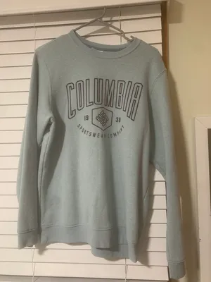 Columbia Crewneck thumbnail 1